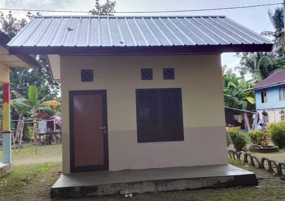 Fasilitas dasar sekolah yang telah diperbaiki. 