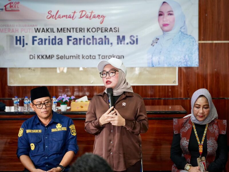 Wamenkop Farida Farichah.