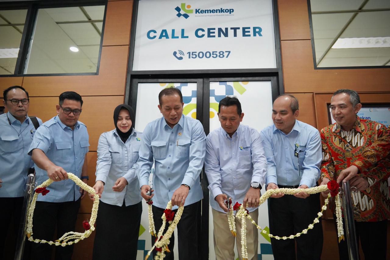 Menkop Resmikan Call Center 1500 587, Perkuat Respons dan Transparansi KDKMP. 