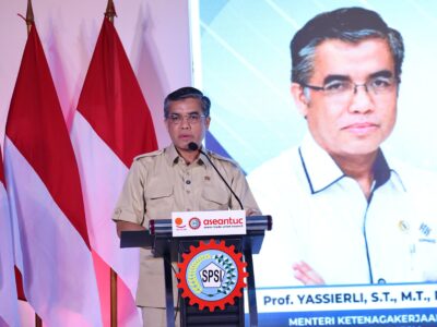 Disrupsi AI Tak Bisa Dihindari, Menaker Yassierli: Serikat Pekerja Wajib Upskilling