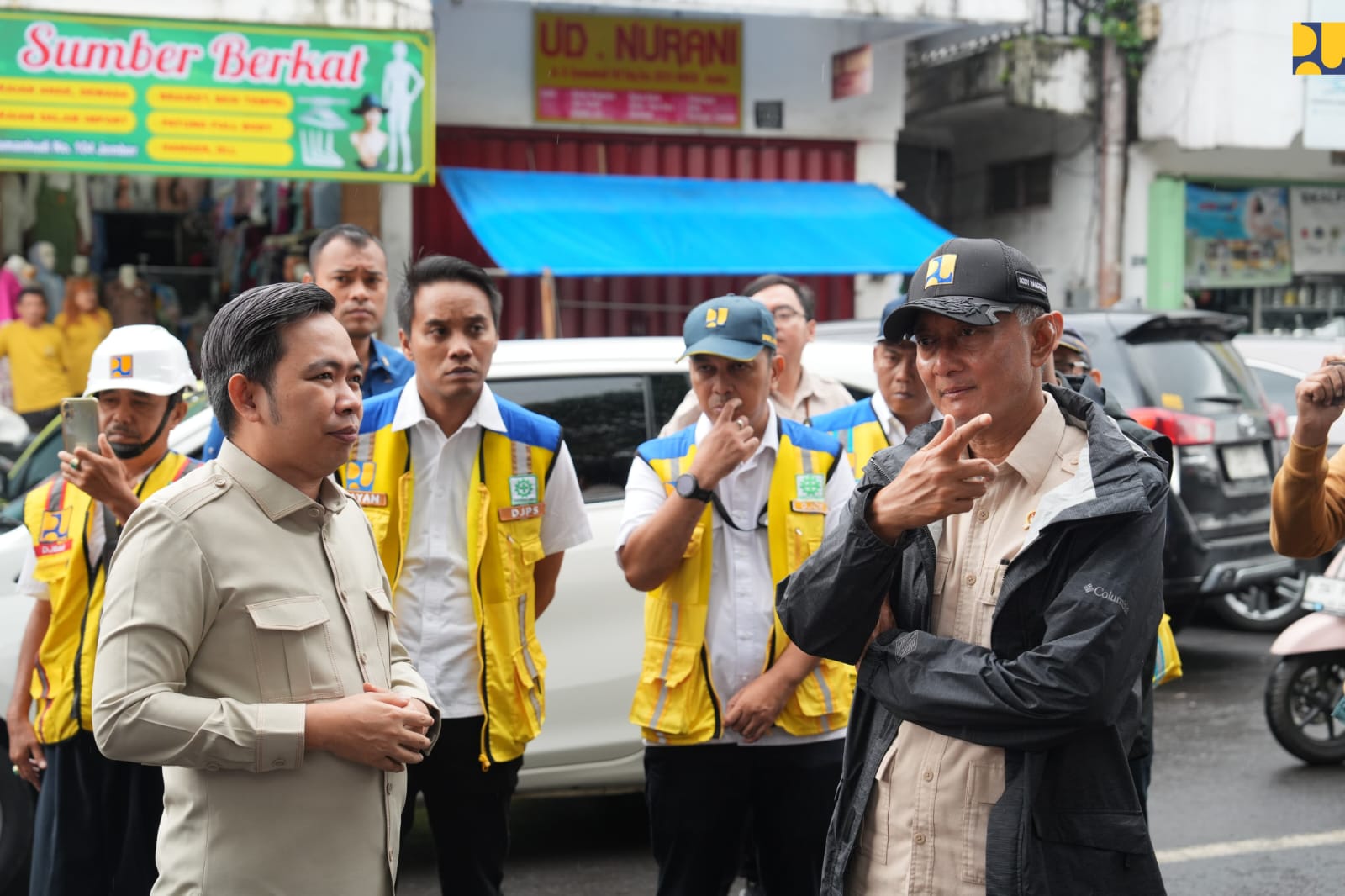 Menteri Pekerjaan Umum, Dody Hanggodo, turun langsung meninjau kondisi pasar legendaris yang berdiri sejak 1973 itu pada Minggu (22/2/2026).