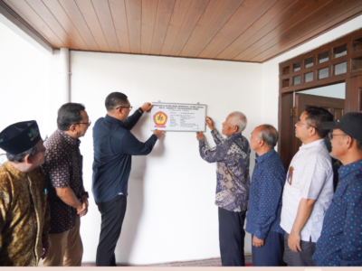 PLN NP Wujudkan Rumah Layak Huni untuk Pensiunan