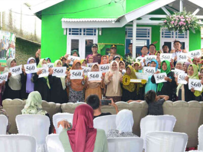 Serahkan Hibah Rumah Siap Huni Unit Ke-560