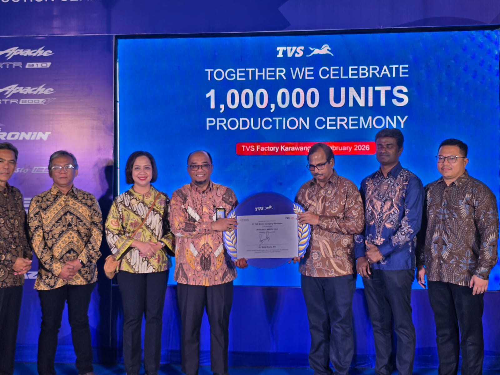 Tembus 1 Juta Unit! TVS Bikin Industri Motor RI Makin Ngebut.