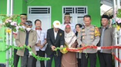 Kisah Haru di Bogor: Penjual Donat Lansia Akhirnya Miliki Rumah Layak Huni