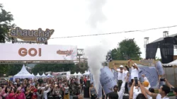 3.500 Peserta Meriahkan Fun Walk Pembuka Shaucha Fest 2026 di Surabaya
