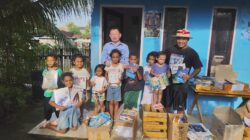 Jelang HUT ke-31, Kopdit Pintu Air Donasikan Buku Literasi ke Pondok Baca Kampung Kabor