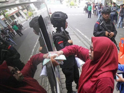 Tumbuh Solid di Tengah Volatilitas