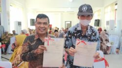 Ilustrasi masyarakat ikutProgram Pendaftaran Tanah Sistematis Lengkap (PTSL).