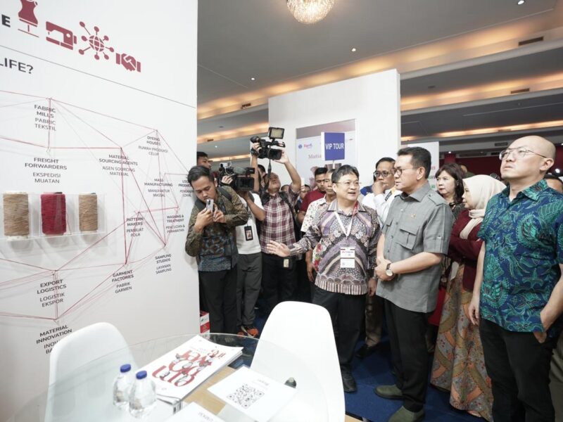 Mendag Budi Santoso menghadiri pameran Indo Intertex 2026. Foto: Ratih/PeluangNews