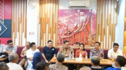 Kunjungan ke Pasar Bendungan Hilir. Foto: Gema/Peluang