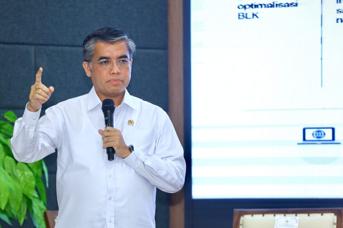 WFH 1 Hari Berlaku Hari Ini, Tapi Banyak Sektor Tetap Wajib Ngantor; Ini Daftar Lengkapnya