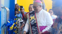 Uskup Maumere Sebut Gedung Baru Kopdit Pintu Air Cabang Nangablo sebagai Harapan dan Rumah Bersama