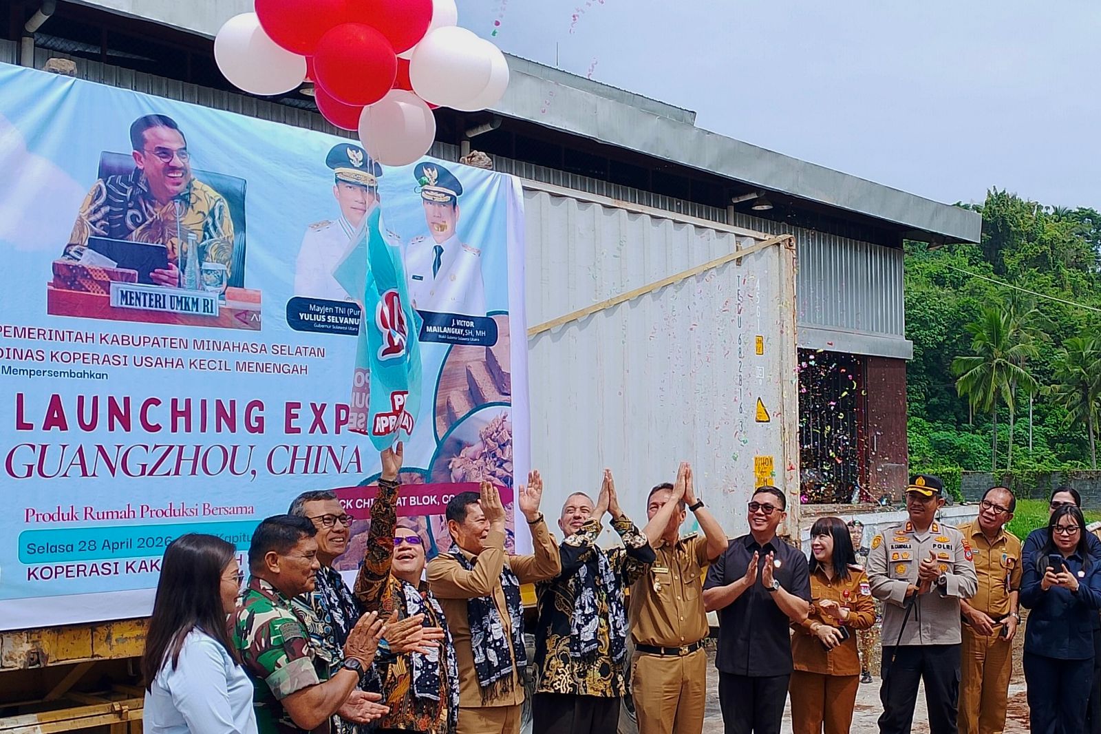 Ekspor Sabut Kelapa Minahasa Selatan ke China Dorong Hilirisasi UMKM