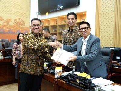 Mendag Budi Santoso dalam Rapat Kerja bersama Komisi VI DPR RI.