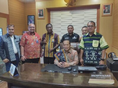 Aset Tembus 1,5T, Menkop Dorong Kopdit Obor Mas Jadi Kakak Asuh Koperasi Desa Merah Putih