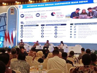 Wagub Jatim Emil Elestianto Dardak memberikan pemaparan di KNPED 2026. Foto: Ratih/PeluangNews