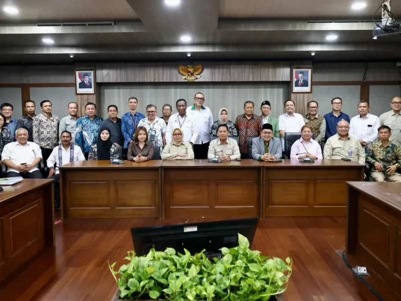 LPDB Gandeng 16 Koperasi Besar, Siapkan Pembiayaan Murah untuk Koperasi Merah Putih
