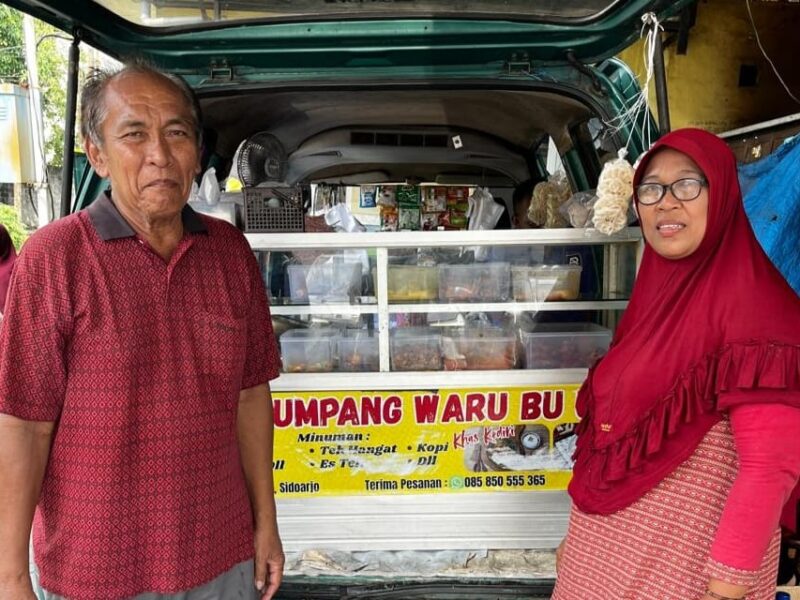 Aroma Pecel Tumpang Sidoarjo, Jalan Umi Yati Tumbuh Bersama Pintu Air