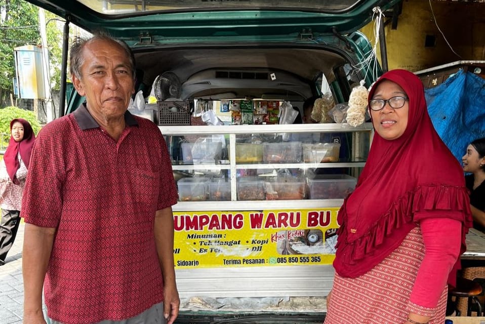 Aroma Pecel Tumpang Sidoarjo, Jalan Umi Yati Tumbuh Bersama Pintu Air