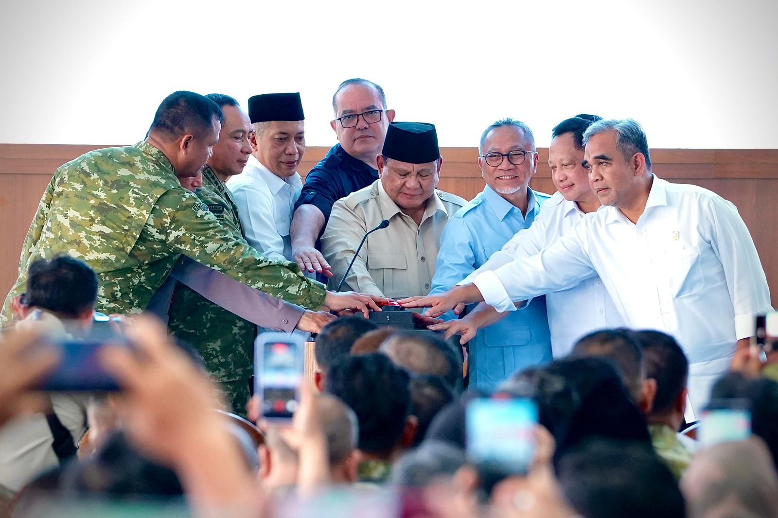 Prabowo Resmikan 1.061 Koperasi Merah Putih, Babak Baru Kebangkitan Ekonomi Desa