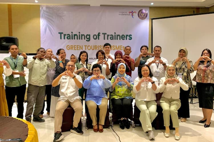 Dari UMKM Wisata ke Pariwisata Hijau, Kemenpar Cetak Fasilitator Baru