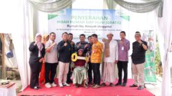 Kopsyah BMI Serahkan Rumah Gratis ke-569, Tegaskan Koperasi Hadir untuk Pemberdayaan dan Kepedulian Sosial
