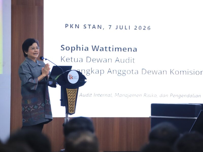Ketua Dewan Audit OJK Sophia Wattimena. 