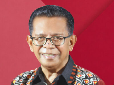 Pemimpin Yang Membumi