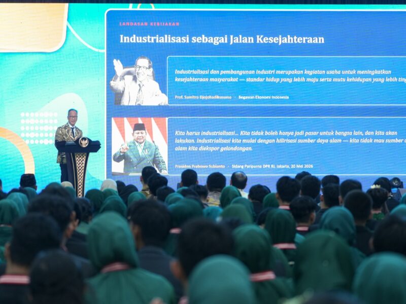 Menperin Agus Gumiwang Kartasasmita.