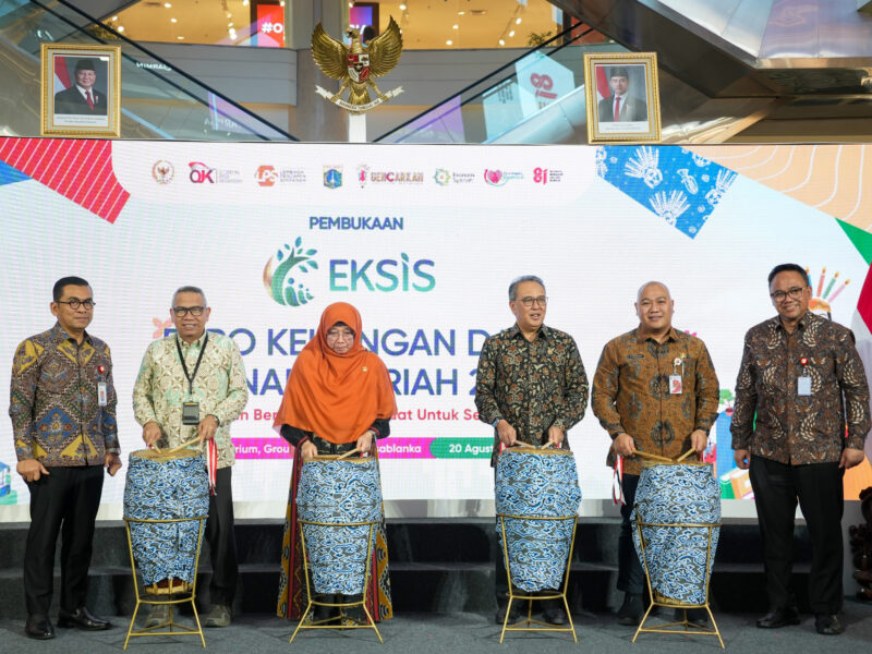 Pembukaan EKSiS. Foto: Gema/peluangnews