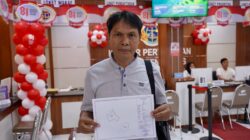 Warga mengajukan permohonan pendaftaran tanah. Foto: humas/peluangnews