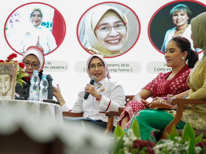 Diana Dewi.