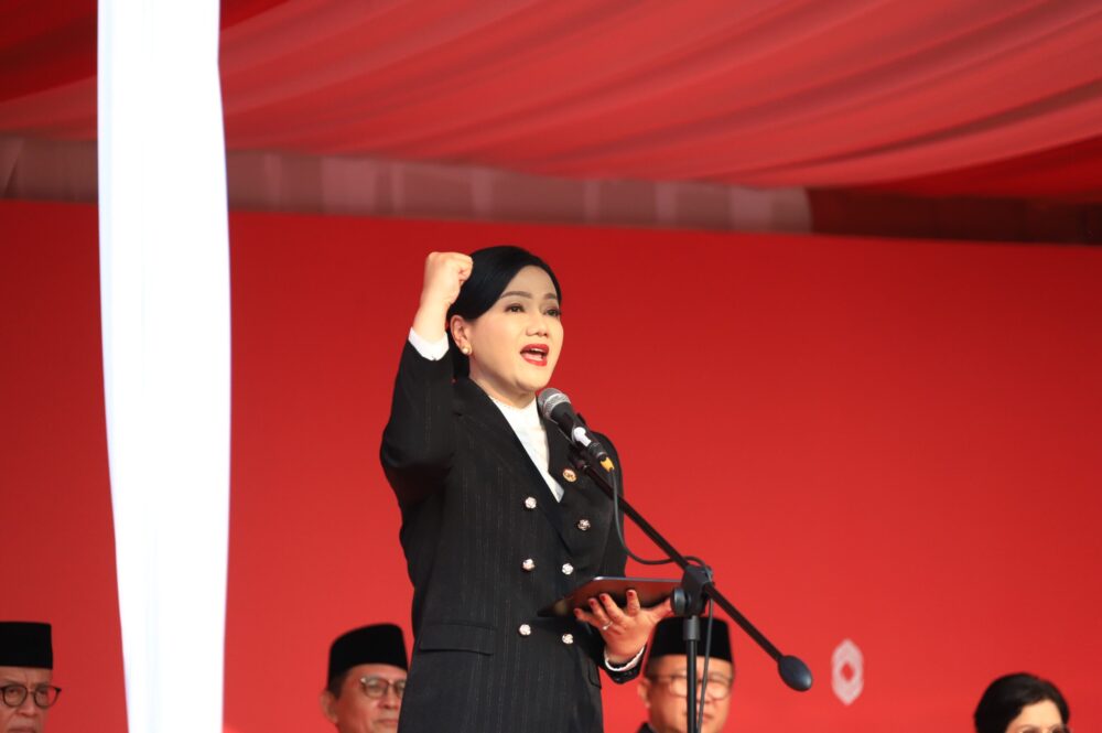 Ketua Dewan Komisioner OJK Friderica Widyasari Dewi. Foto: ist/peluangnews