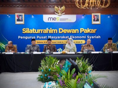 Empat Tahap MES Menuju Indonesia Jadi Pusat Ekonomi Syariah Dunia