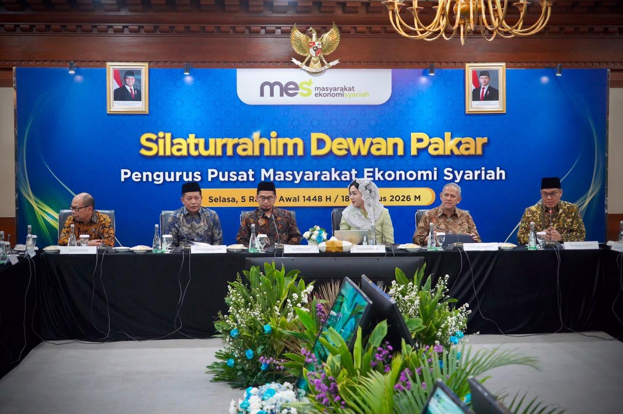 Empat Tahap MES Menuju Indonesia Jadi Pusat Ekonomi Syariah Dunia