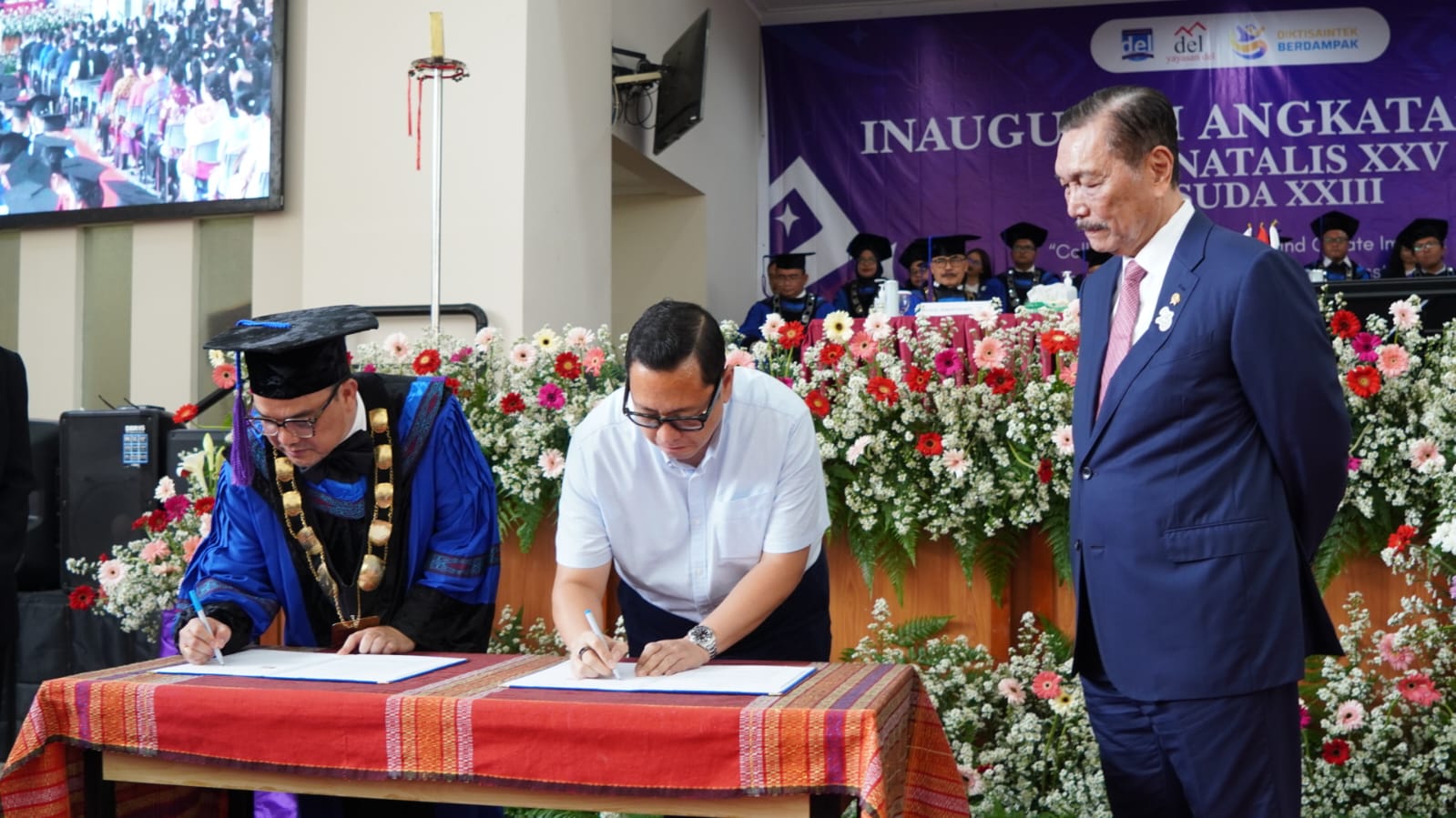 Pendiri Institut Teknologi Del (IT Del) sekaligus Ketua Dewan Ekonomi Nasional, Luhut Binsar Pandjaitan.