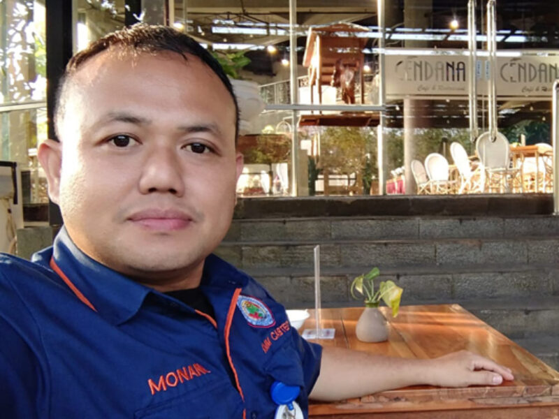 Membangun Komunikasi