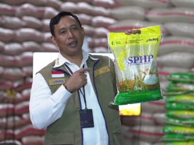 BULOG Gelontorkan Pasokan untuk Tahan Harga Beras