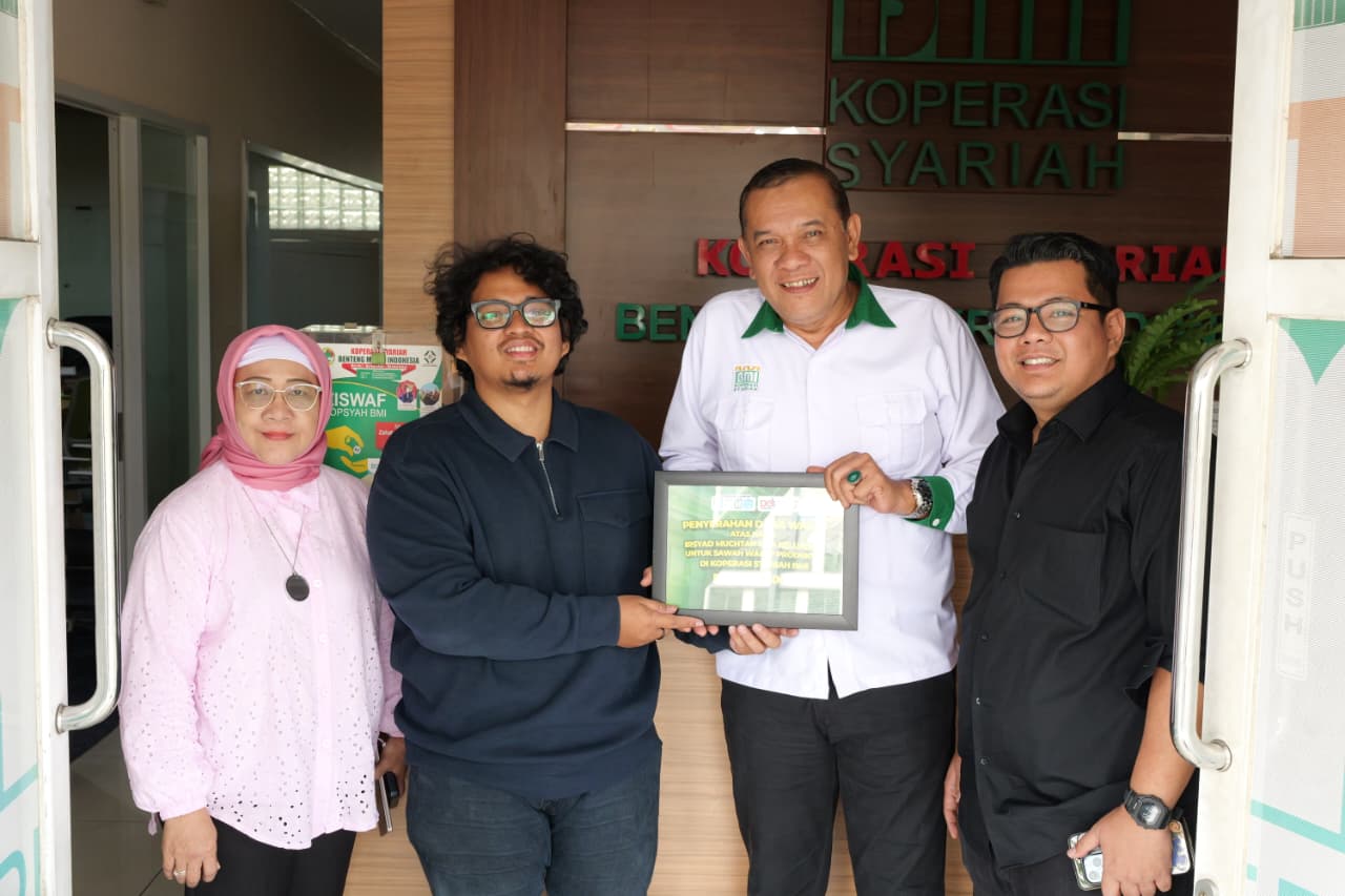 Kenangan Irsyad Muchtar, Wakaf untuk Koperasi BMI Diserahkan di Hari Ulang Tahunnya