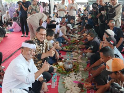 Ngariung di Plered, Mendagri Bicara Masa Depan Genteng Lokal