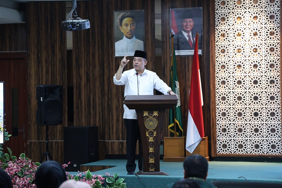 Bursah Zarnubi. Foto: apkasi/peluangnews