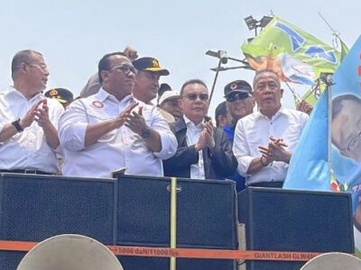 Dasco dan Kapolri Temui Ribuan Buruh  Usai RUU Ketenagakerjaan Disahkan